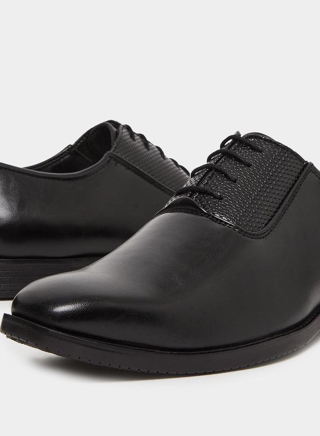 Styli Men Black Leather Oxford Shoes - Image 3